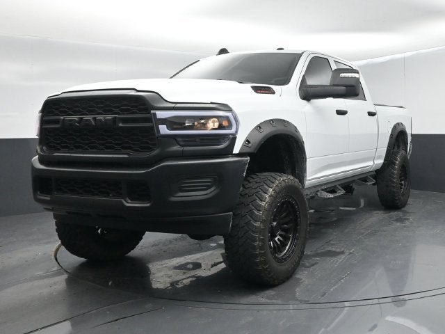 2023 RAM 2500 Tradesman Crew Cab 4x4 6'4' Box