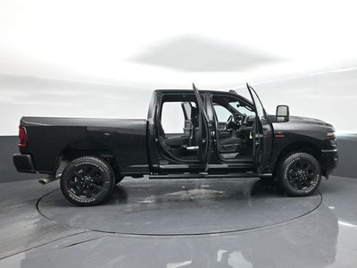 2026 RAM Ram 2500 RAM 2500 BLACK EXPRESS CREW CAB 4X4 6'4' BOX