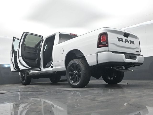 2026 RAM Ram 2500 RAM 2500 BLACK EXPRESS CREW CAB 4X4 6'4' BOX