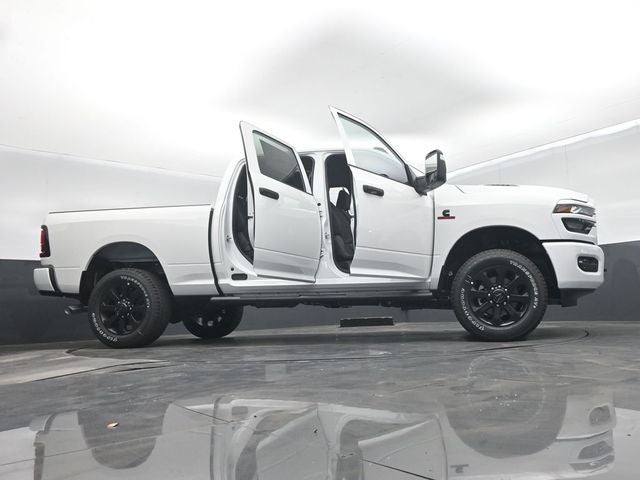 2026 RAM Ram 2500 RAM 2500 BLACK EXPRESS CREW CAB 4X4 6'4' BOX