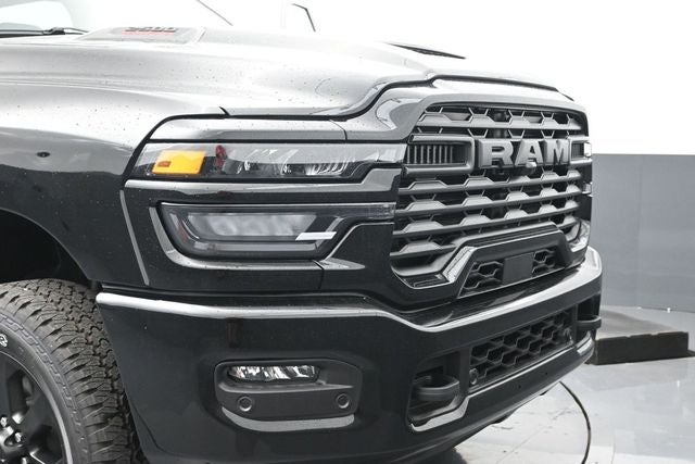 2026 RAM Ram 2500 RAM 2500 BLACK EXPRESS CREW CAB 4X4 6'4' BOX