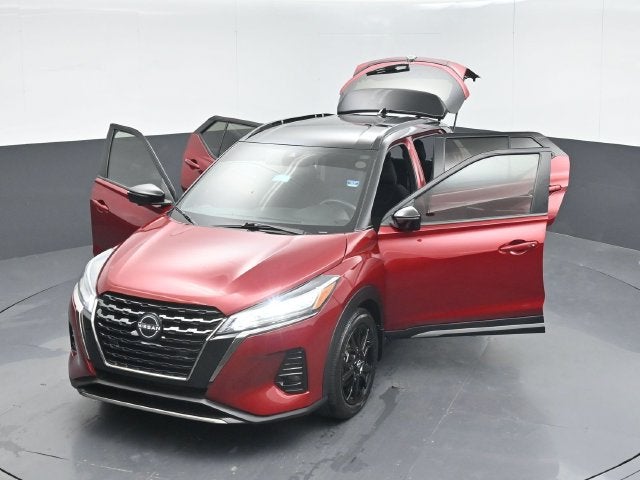 2023 Nissan Kicks SR Xtronic CVT
