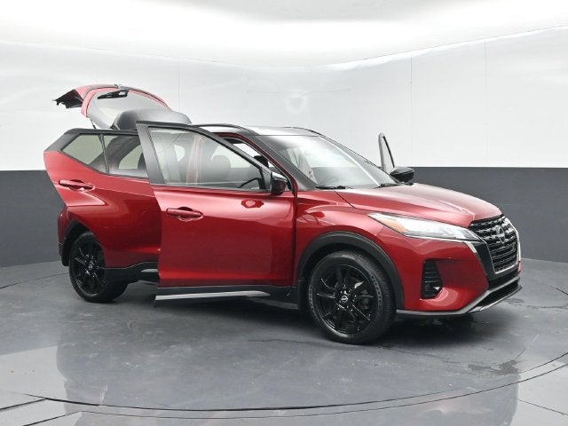 2023 Nissan Kicks SR Xtronic CVT