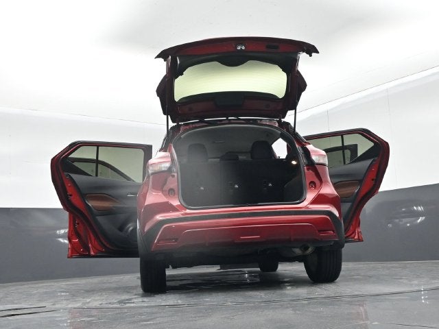 2023 Nissan Kicks SR Xtronic CVT