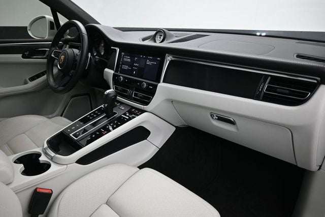 2023 Porsche Macan GTS