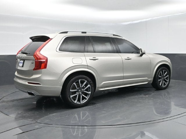 2018 Volvo XC90 T6 Momentum