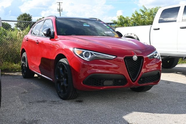 2023 Alfa Romeo Stelvio Veloce AWD