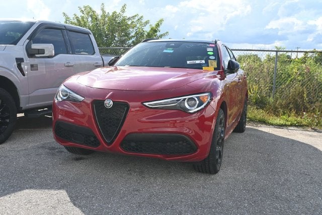 2023 Alfa Romeo Stelvio Veloce AWD